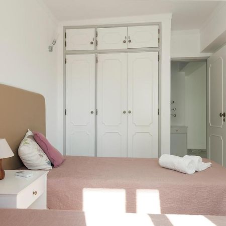 Chantal Apartment - Near The Beach - クアルテイラ エクステリア 写真