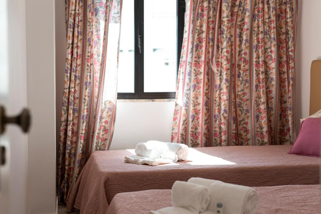 Chantal Apartment - Near The Beach - クアルテイラ エクステリア 写真