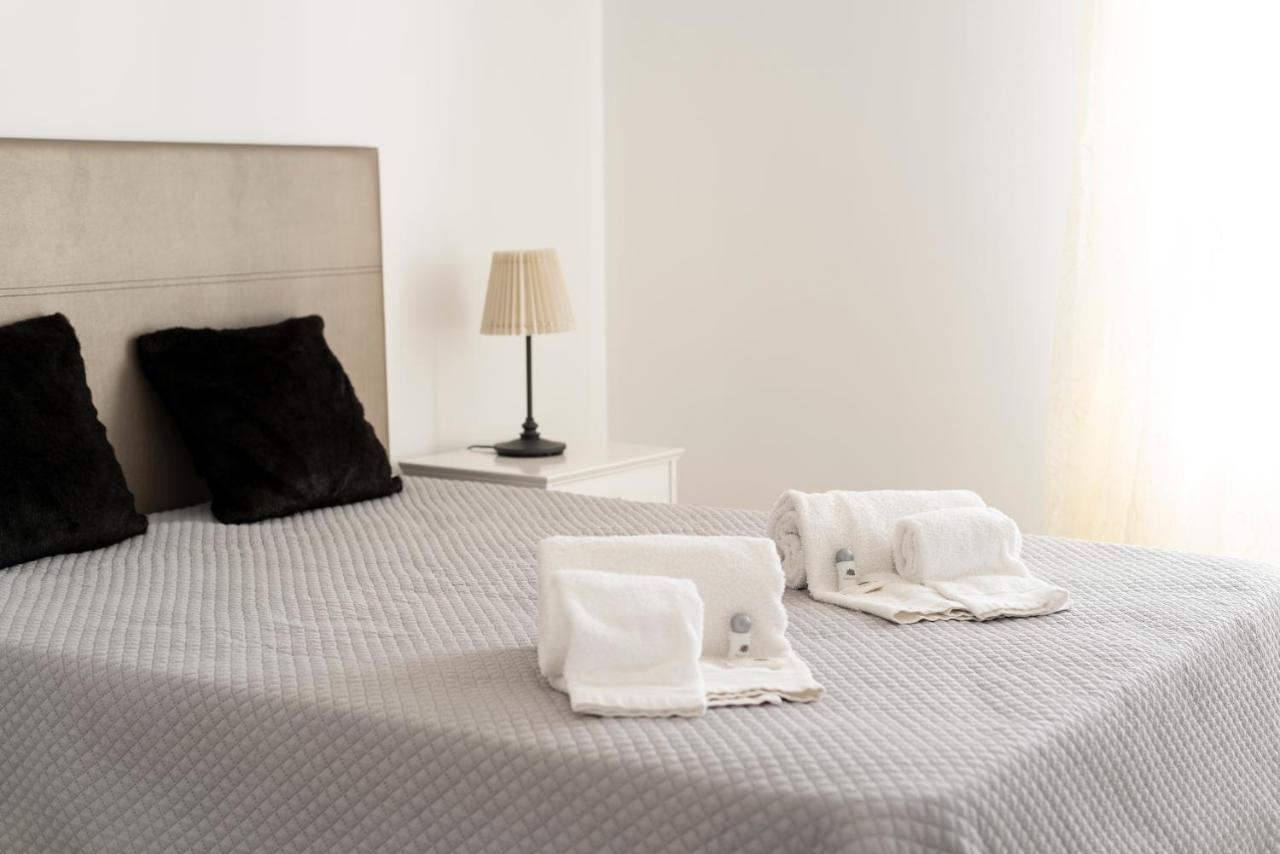 Chantal Apartment - Near The Beach - クアルテイラ エクステリア 写真